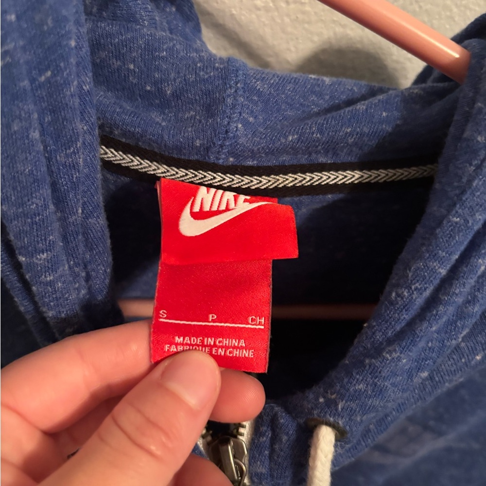 Jacket - Picture 2 of 3